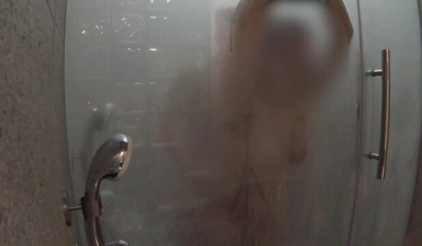 Me cojo a mi novia milipili en un baño de Starbucks Argentina Public bathroom 