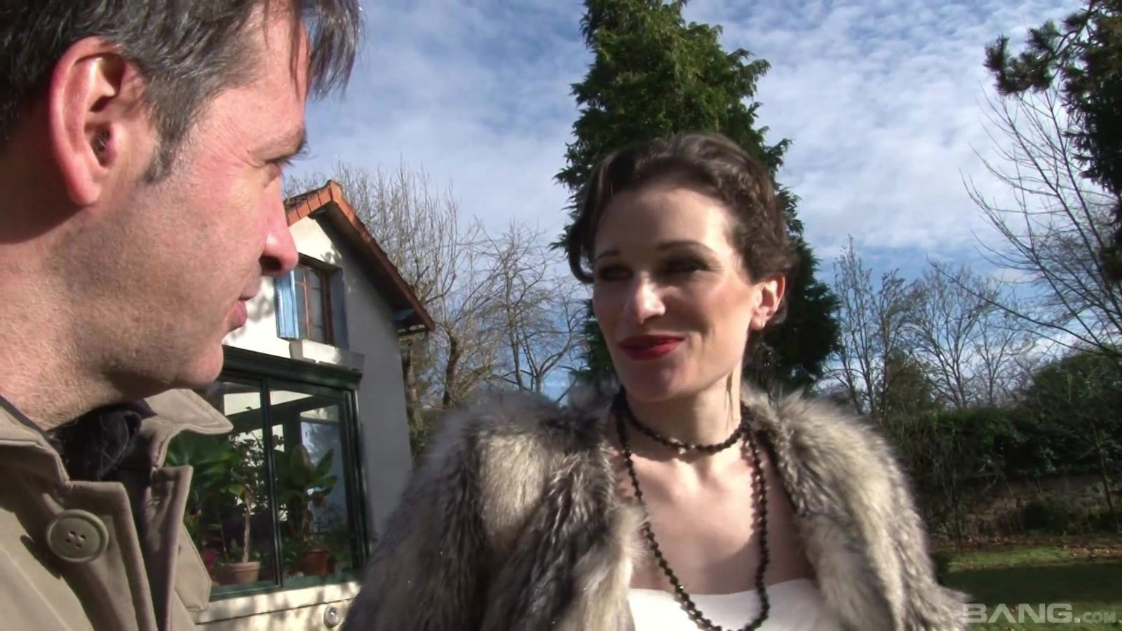 Video mature Vanessa Saint Claire getting fucked balls deep