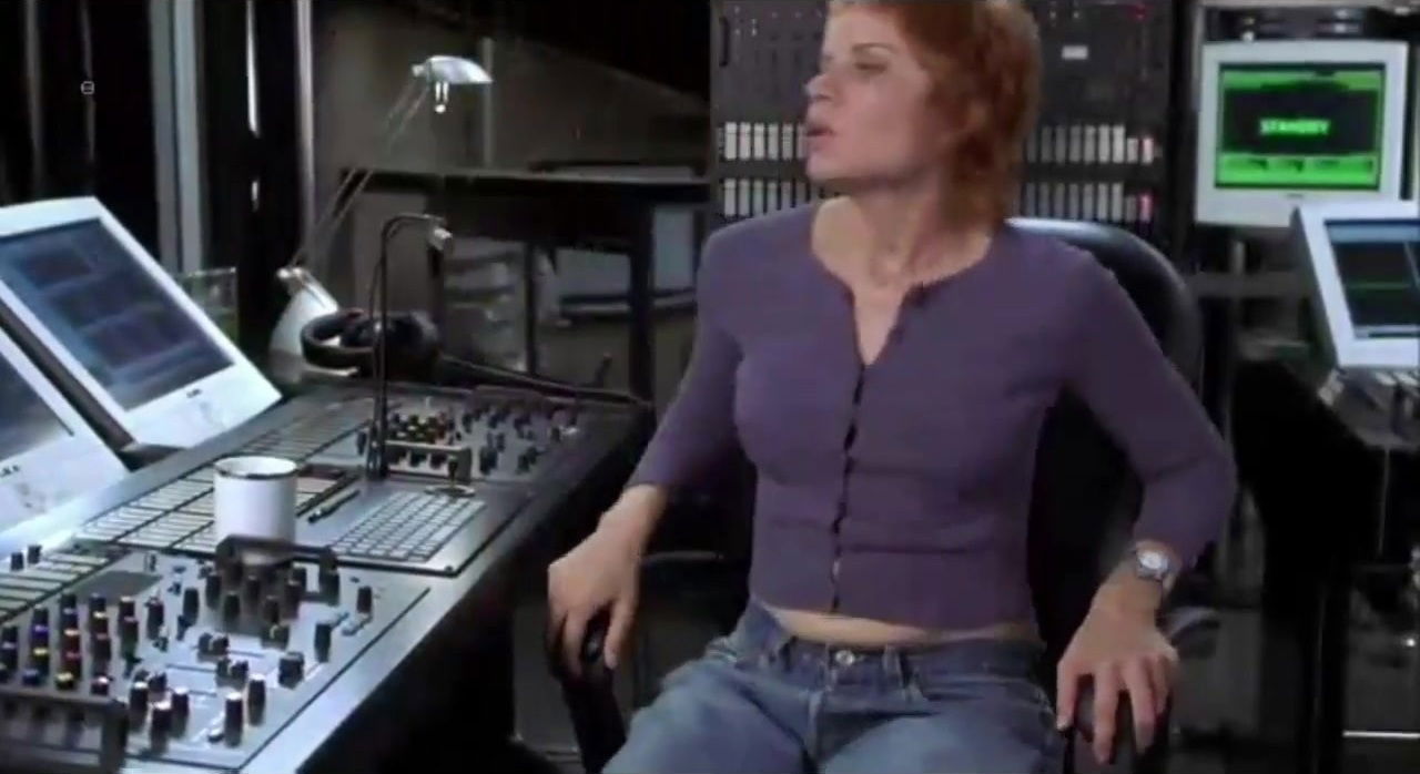 Kim Dickens Hollow Man Boob Edit