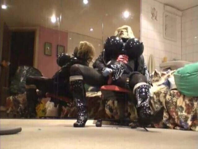 Roxina Busty Lusty X