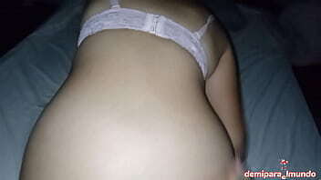 ASI ME ESPERA MI COMPA&Ntilde_ERA DE LA UNIVERSIDAD PARA HACER LAS TAREAS