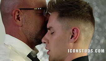 Shrink With A Big Dick