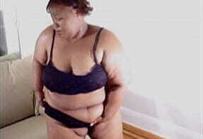 Allmen Joi Showing you how a ssbbw gets down!