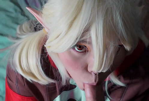 Klee gives blowjob adventurer