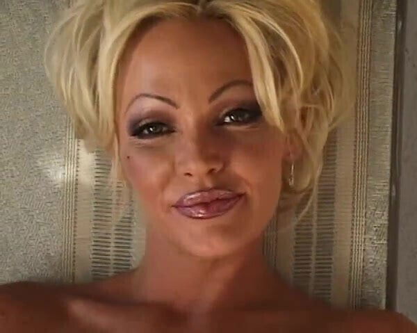 Super Ultra Milf Houston 3