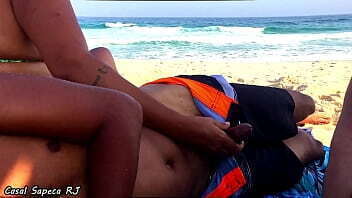 FAZENDO V&Aacute_RIAS PUTARIAS NA PRAIA CHEIA JUNTO COM UM CASAL DE AMIGOS - UMA AVENTURA REAL-