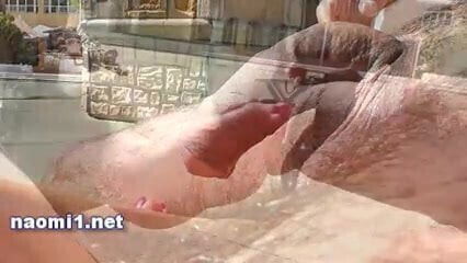 foootjob pool party naomi1