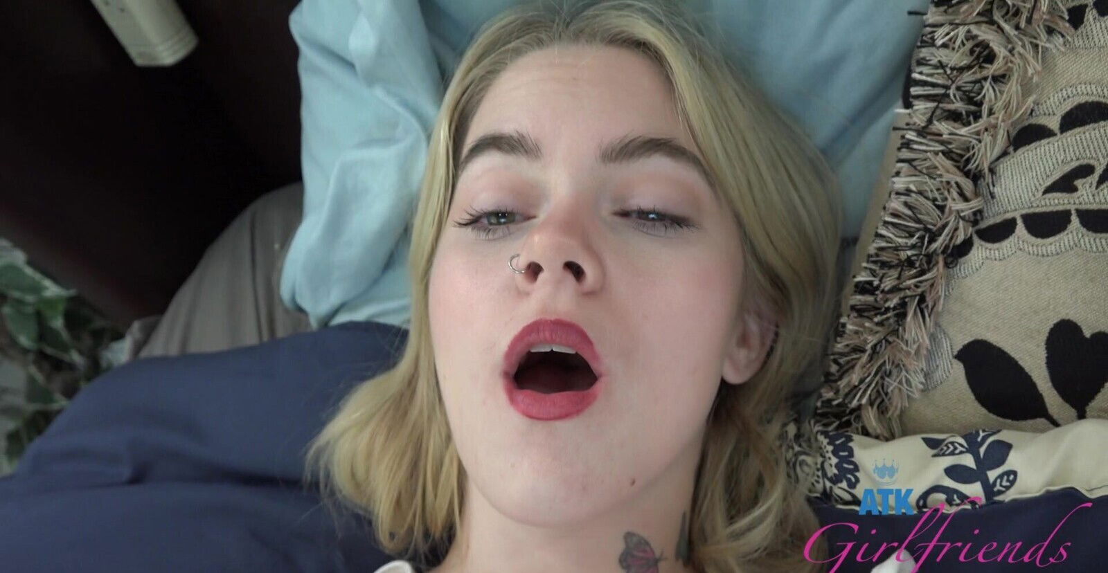 Blonde Sage with trimmed pussy moans while being fingered