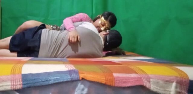 novio descubre poniéndole cuernos, observo mientras follaba intenso