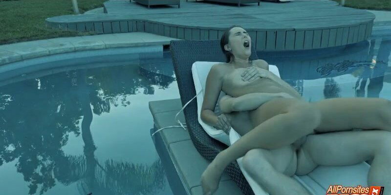 Anastasia Black enjoys while getting fucked pool