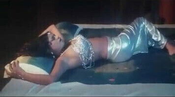 Mallu Sapna Bikini Song Karo Karo