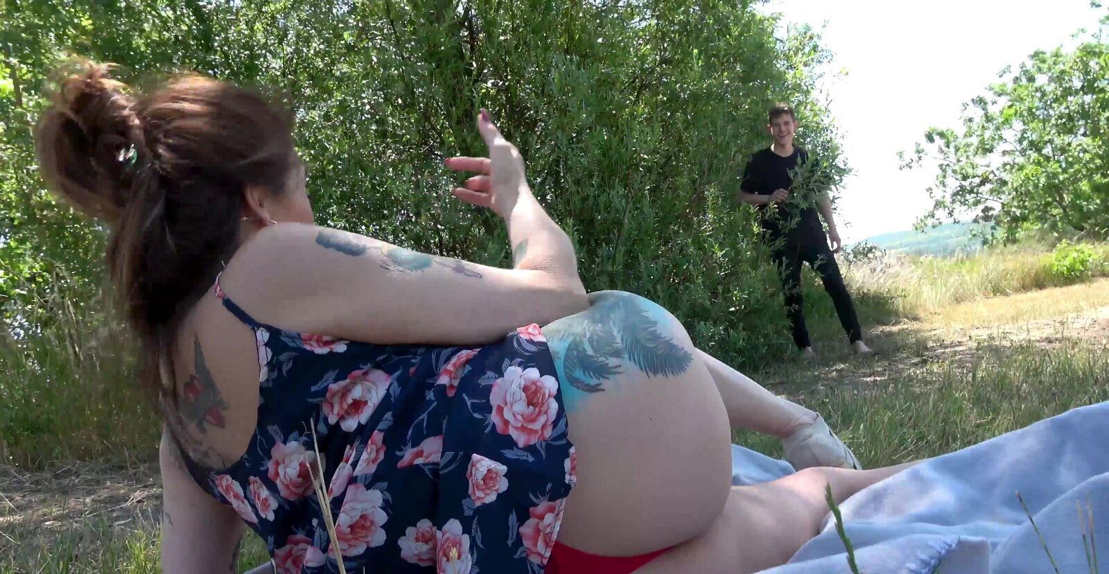 Mature Melissa Johnson with natural enjoys while being fucked