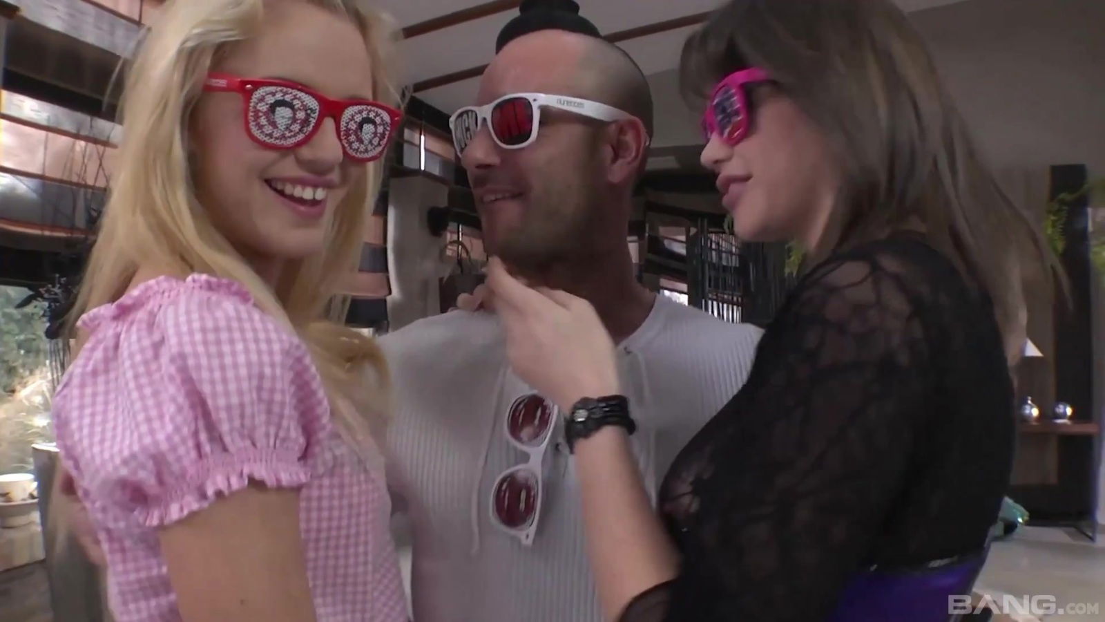 loving sluts Vanda Lust Chintya Doll fucked