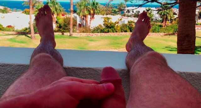 Меня Возбуждает Экстрим!!! Публичная МАСТУРБАЦИЯ балконе отеля!