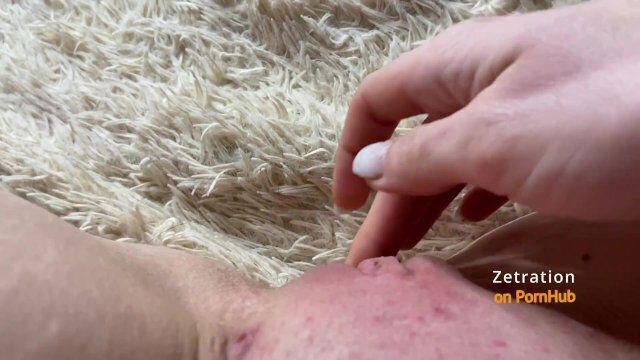 ГРЯЗНЫЕ ПОБИТЫЕ НОГИ ПЕДИКЮРОМ РУССКОЙ МАМКИ