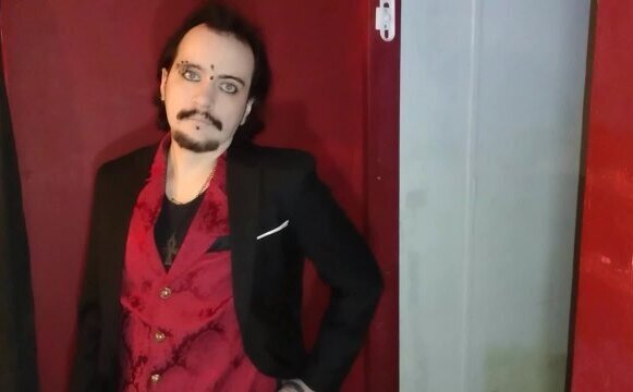 Suit Masculine Striptease