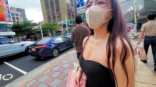 POV: you're date with Taiwanese model (@326n.h IG!)