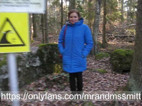 Russian MILF publicly sucked stranger park Finland