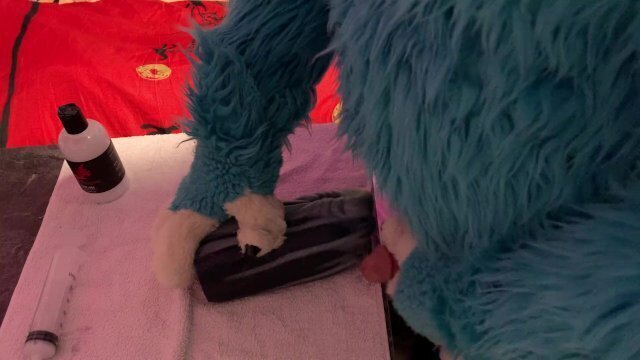 Aéko uses Dragon muzzle