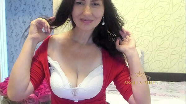 Horny MILF with hairy cunt bouquet flowers strips opens fucking holes fans couch Angela-MILF