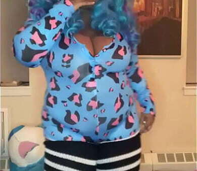 It&rsquo_s Halloween Cosplay Hazelnutxxx