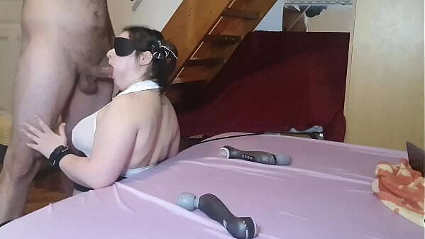 Good slut wife love being throated gangbang