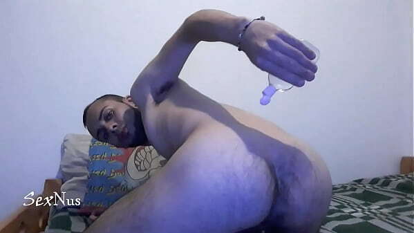 Batiendo culo como puta