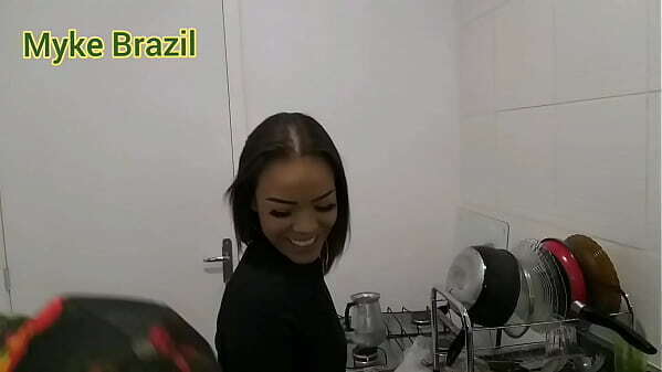 Diarista novinha resiste coroa transa patrao feat Alice vasconcellos