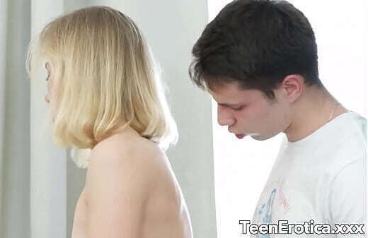 Works Fingers Lasciva'_s Teen Pussy Before Pounding