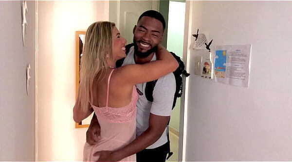 Cheguei casa minha mulher presente buceta amiga dela Safadinha Forr&oacute_