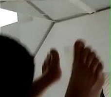 Putinha sendo escravo de neg&atilde_o