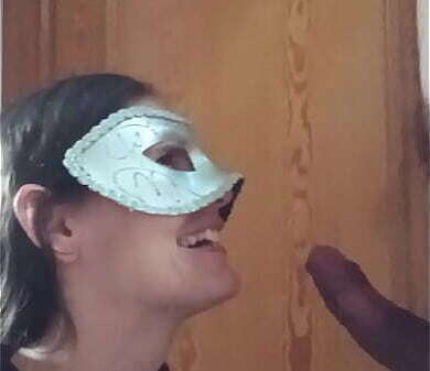 mujer sorprende despu&eacute_s ducha