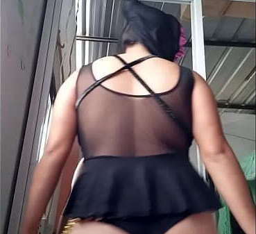 president'_s secretary performs erotic dance