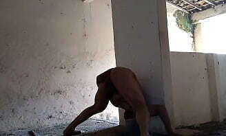 O VAQUEIRO NA ESTREBARIA.