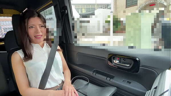 ドMな生保レディ 広瀬なな実 初撮り四十路妻AVデビュー！