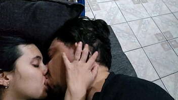 ROLANDO MUITA PEGA&Ccedil_&Atilde_O GOSTOSA NINFETINHA NOVINHA VELHO BLUEZAO GOSTOS&Atilde_O