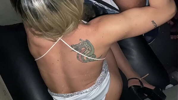 HOMEM CASADO DEIXOU MINHA AMIGA FILMAR BOTANDO AT&Eacute_