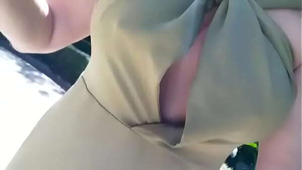 Busty Rosafuxxxia, feet