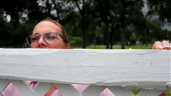 Nosey Neighbor part trailer