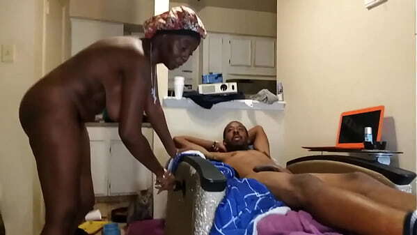 Cucold Found African American Girl Huge Dick Suck