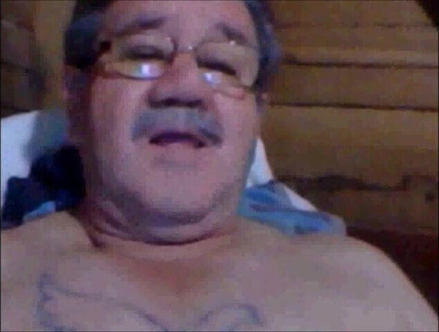 maduro ecuatoriano pajeandose