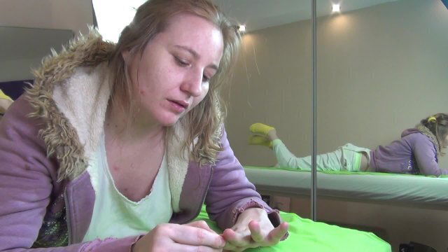 Completely realistic masturbation Clothes real orgasm