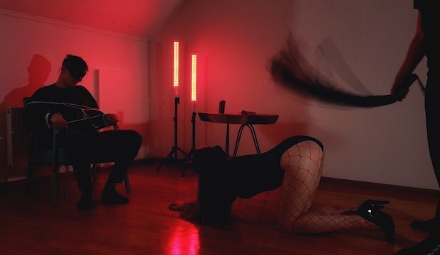 Связала Мужа вызвала мастера БДСМ