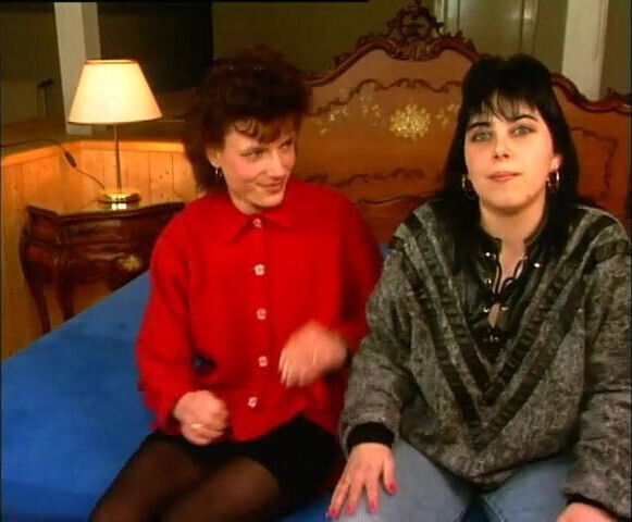 Erotic StreetLife French Kisses Buddy