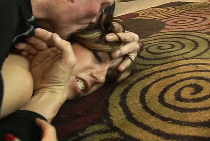 Sweet brunette looking spreads