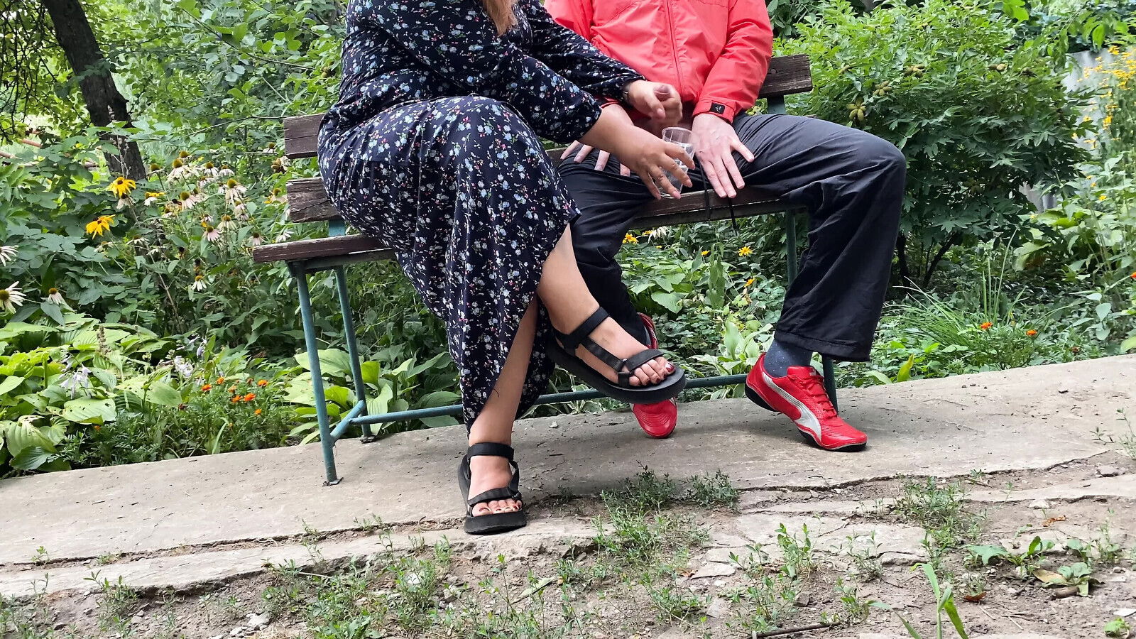 Cuckold Hubby's Curvy Wife Gets Outdoors