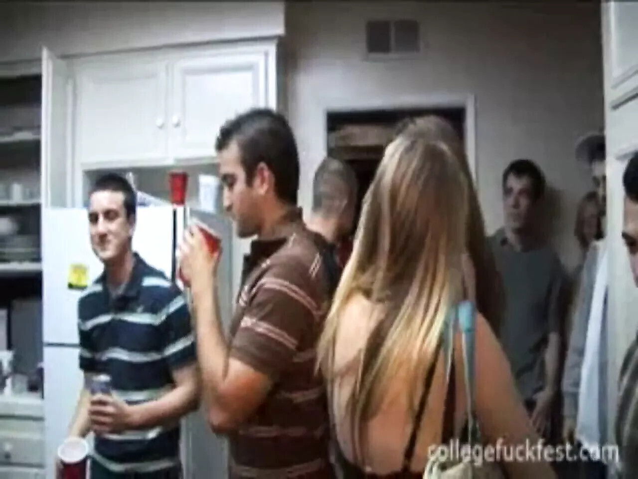 Coed whore fucking others watch frat party