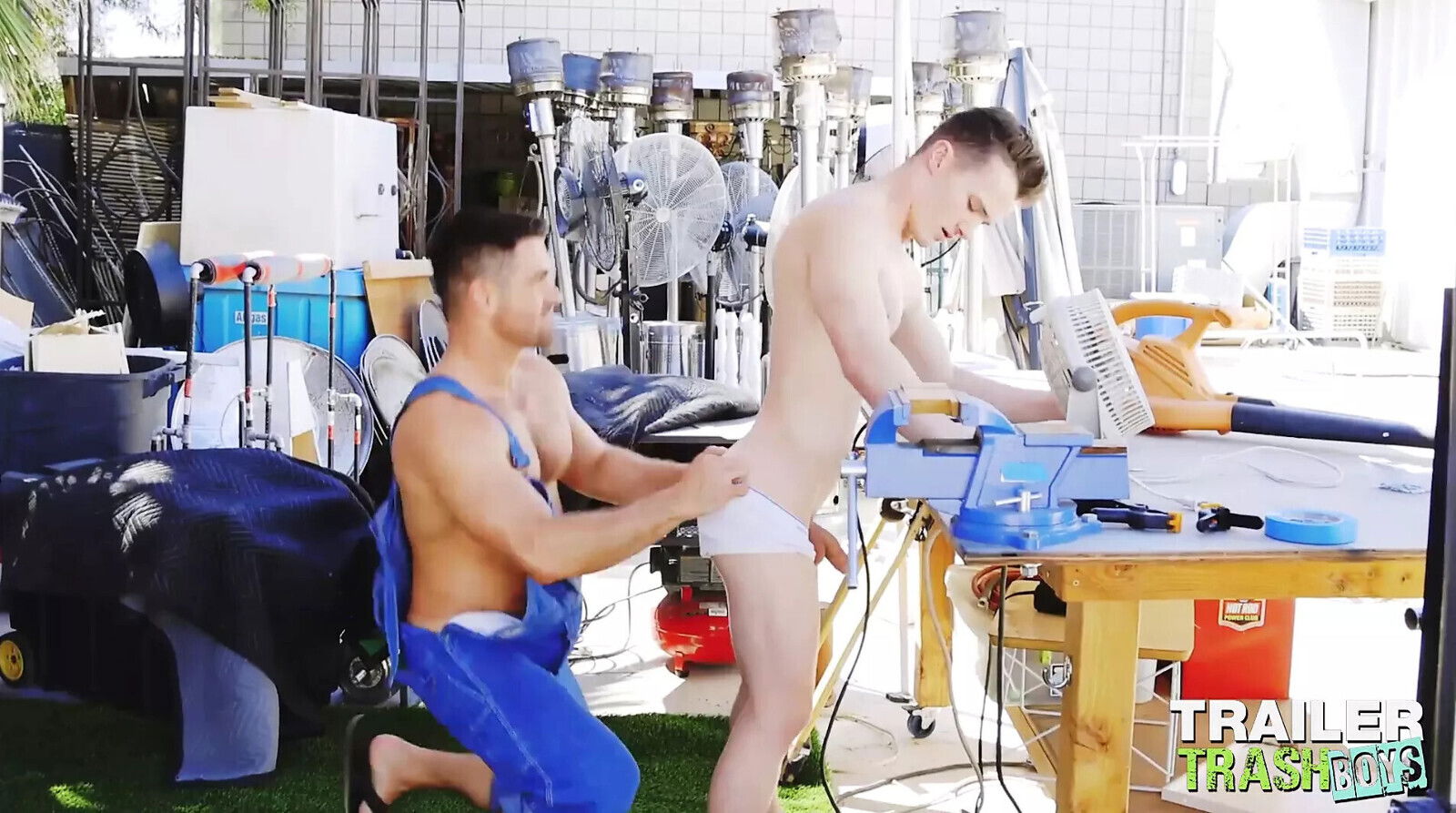 TRAILERTRASHBOYS Muscular Beau Butler Barebacks Grant Ducati