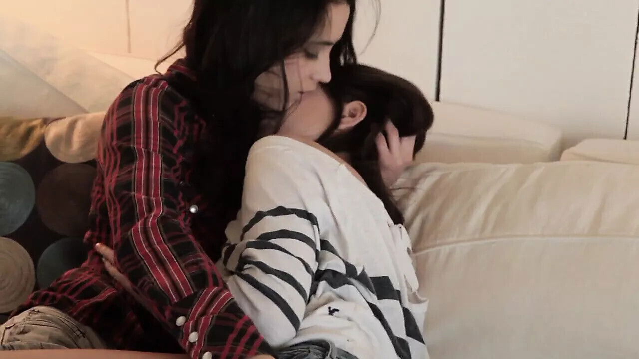 Georgia Shyla have lesbian couch.