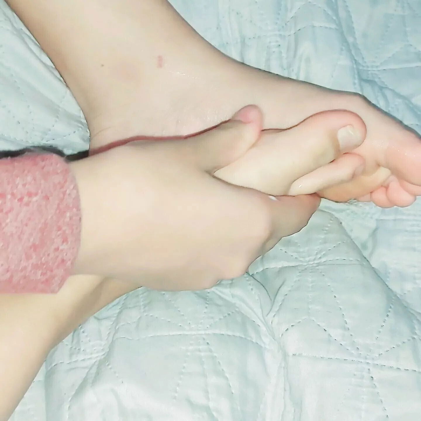Teen half sister puts foot cream delicious
